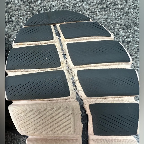 On Cloud X Women’s Running Shoes in Mocha/Sand Size 7-used condition - Picture 9 of 11